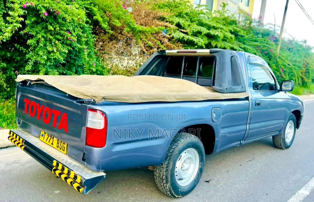 Toyota Hilux 2.5 Cab 2005 Green
