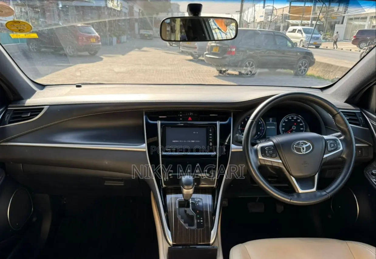 Toyota Harrier 2014 Black