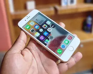 Apple iPhone 7 32 GB Rose Gold
