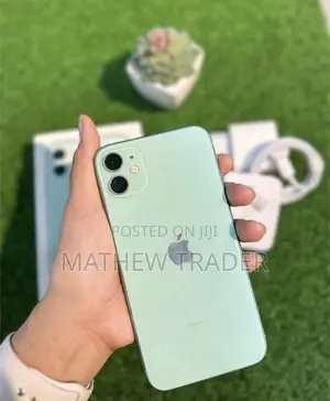 New Apple iPhone 11 128 GB Green