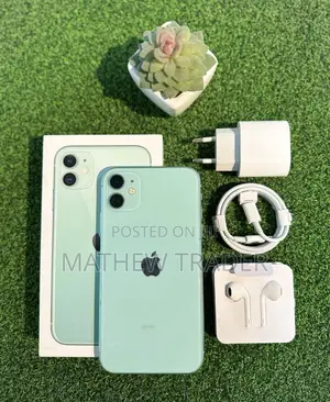 New Apple iPhone 11 128 GB Green