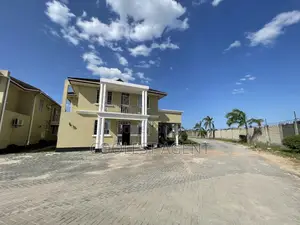Photo - 4bdrm Villa in Mikocheni, Kinondoni for rent