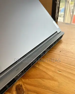 New Laptop Lenovo Legion 5 16GB Intel Core I7 SSD 1T