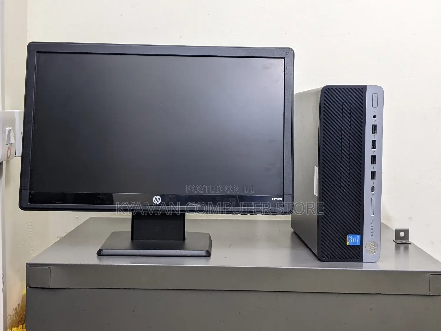 Desktop Computer HP ProDesk 600 G3 8GB Intel Pentium SSD 256GB