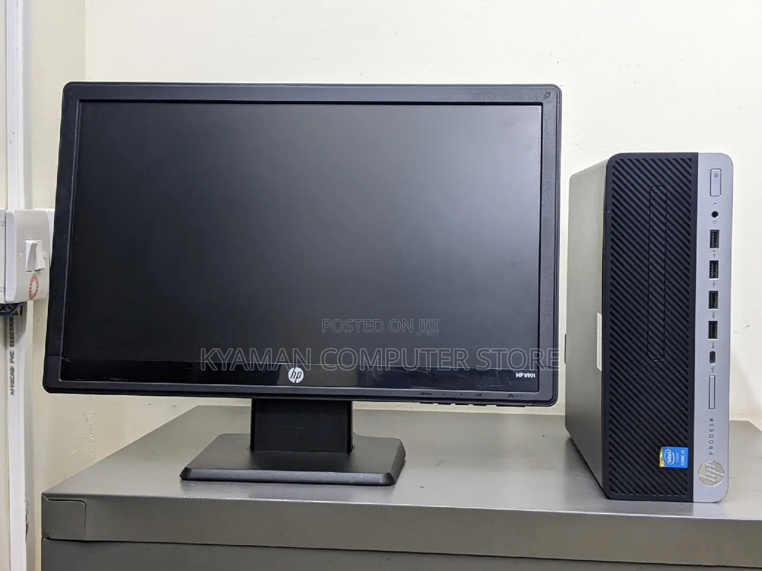 Desktop Computer HP ProDesk 600 G3 8GB Intel Pentium SSD 256GB