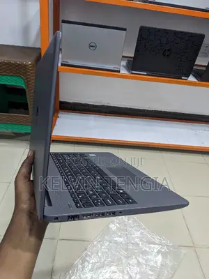 New Laptop HP 250 G7 4GB Intel Core I3 HDD 1T