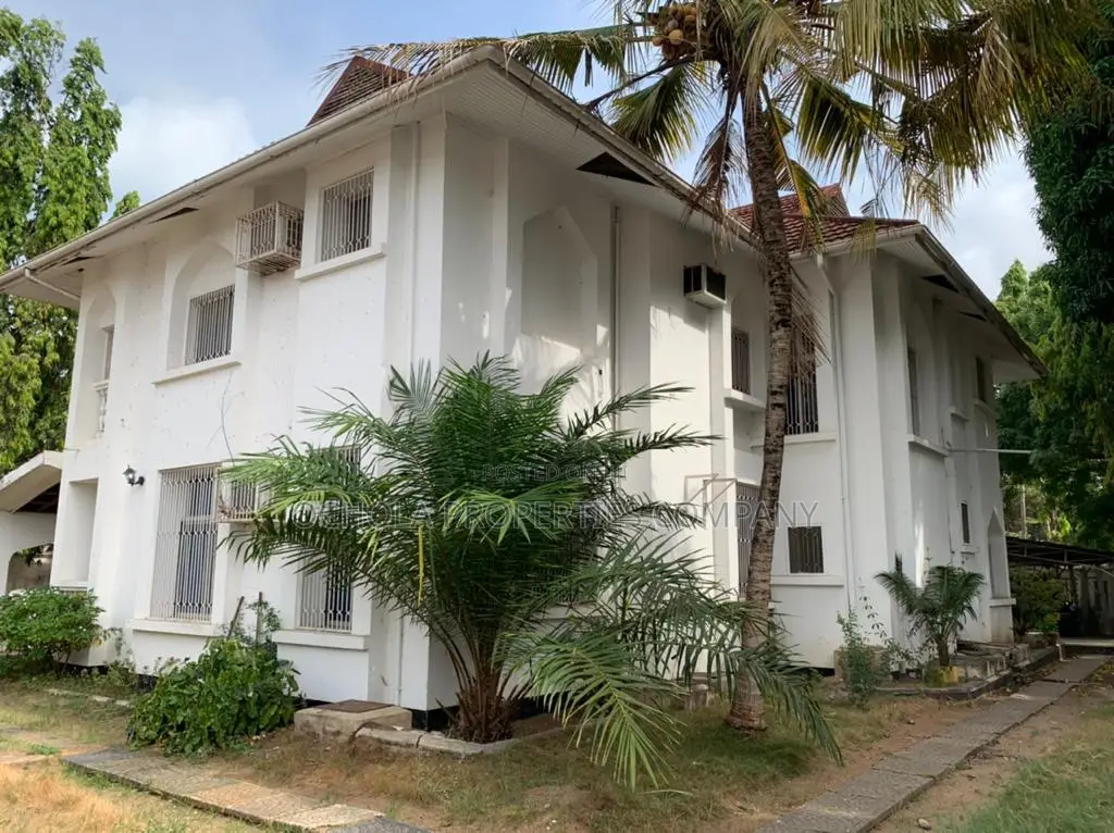Furnished 5bdrm House in Msasani for rent