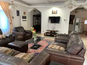 Furnished 5bdrm Bungalow in Msasani, Kinondoni for rent