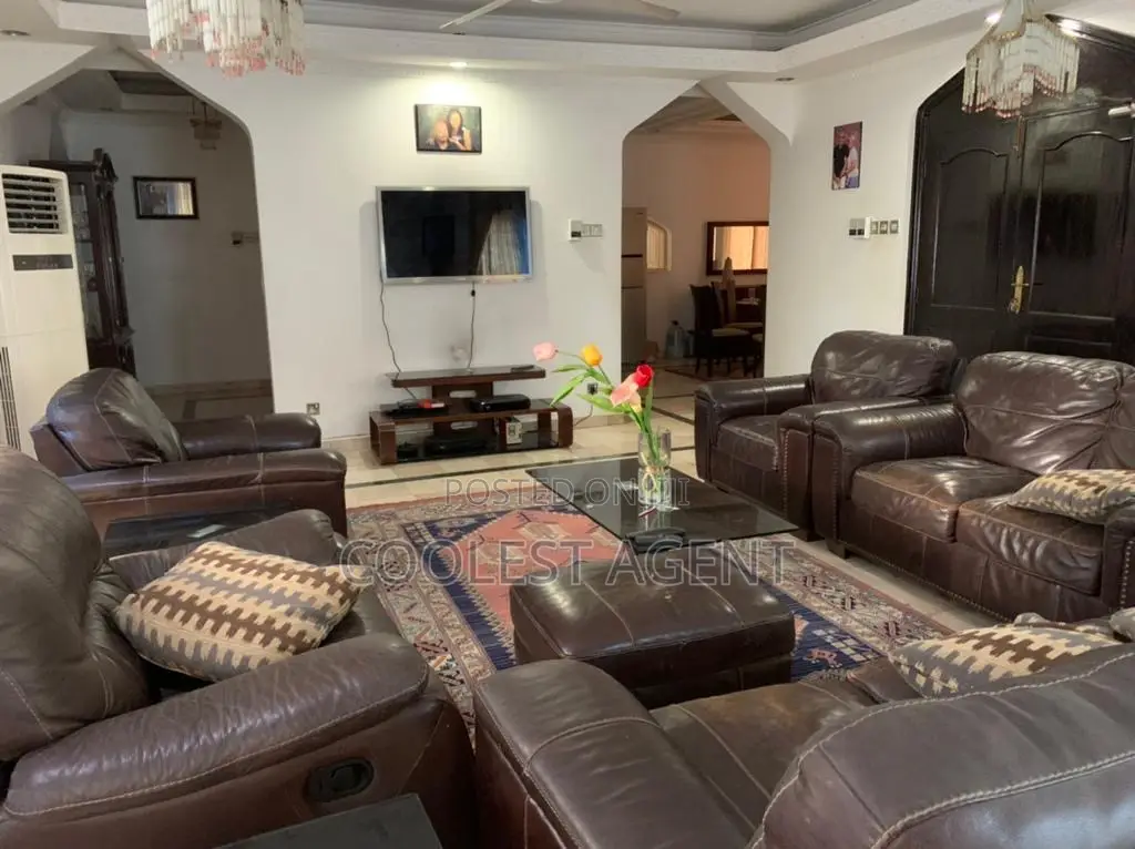 Furnished 5bdrm Bungalow in Msasani, Kinondoni for rent