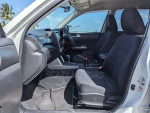 Subaru Forester 2012 Off white