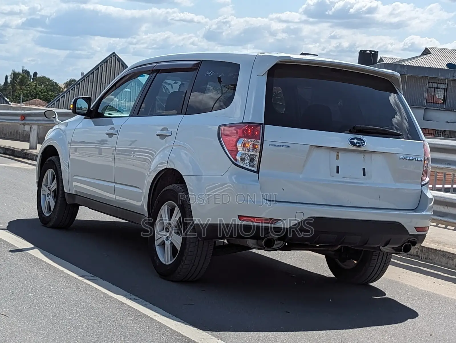 Subaru Forester 2012 Off white