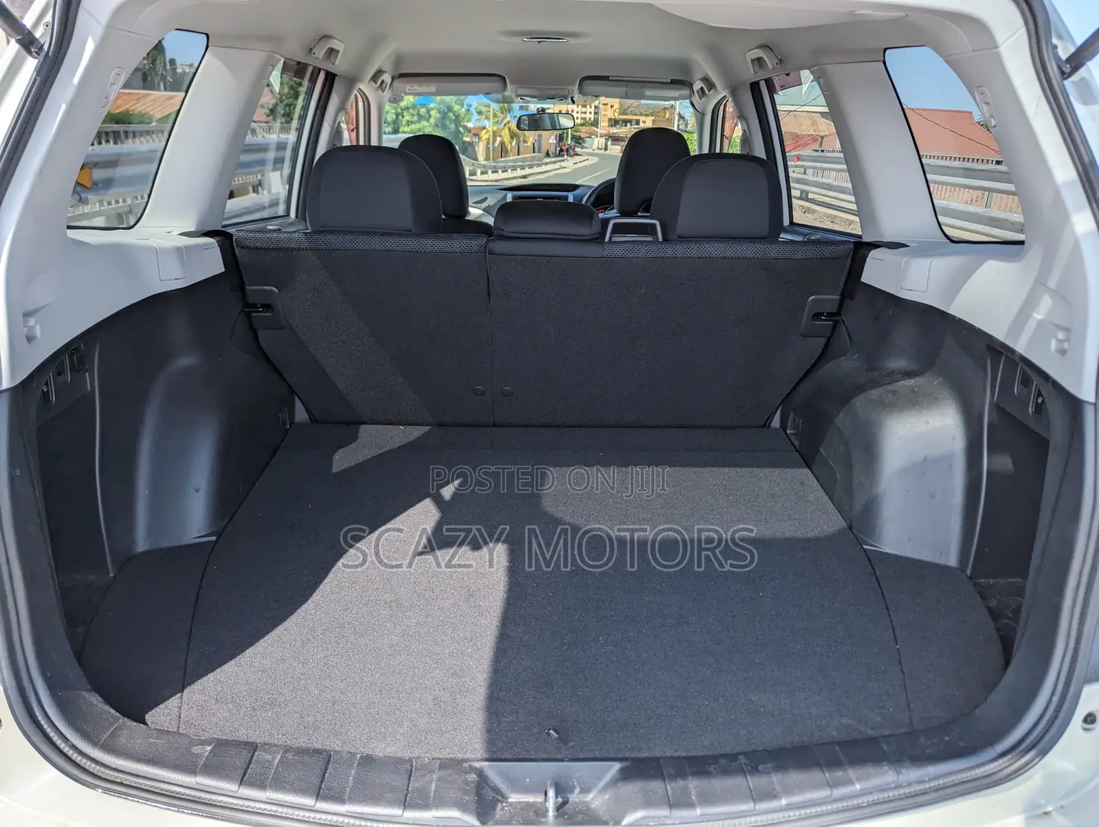 Subaru Forester 2012 Off white