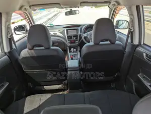 Subaru Forester 2012 Off white