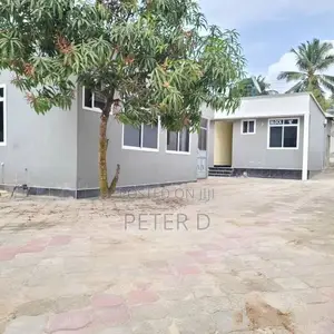 1bdrm Shared Apartment in Kimara for rent