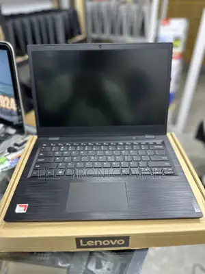 Laptop Lenovo Thinkbook 14 4GB AMD A6 HDD+SSD 500GB