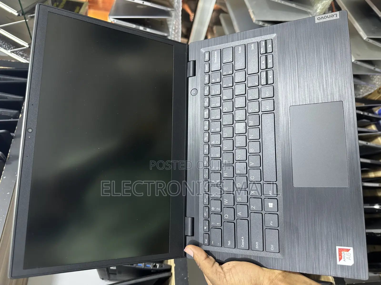 Laptop Lenovo Thinkbook 14 4GB AMD A6 HDD+SSD 500GB
