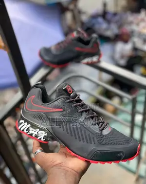 Mens Sneakers Nike Airmax