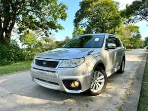 Subaru Forester 2011 Silver