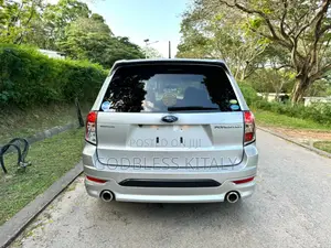 Subaru Forester 2011 Silver