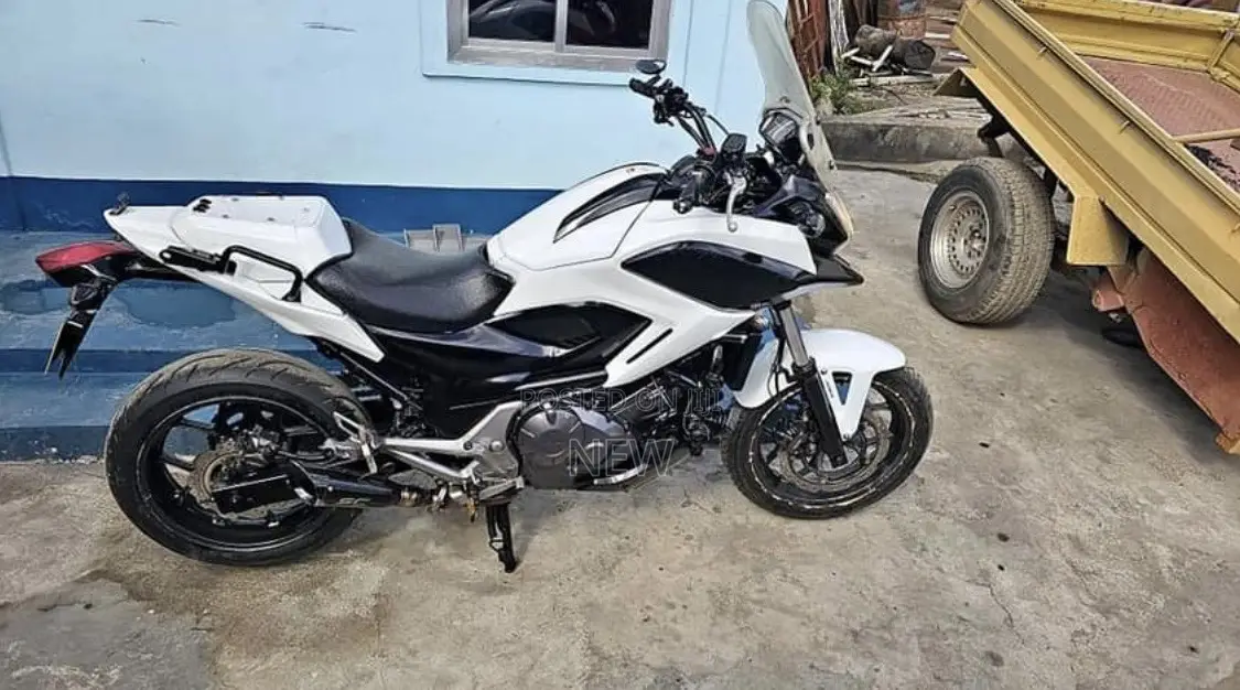 New Honda 2015 White