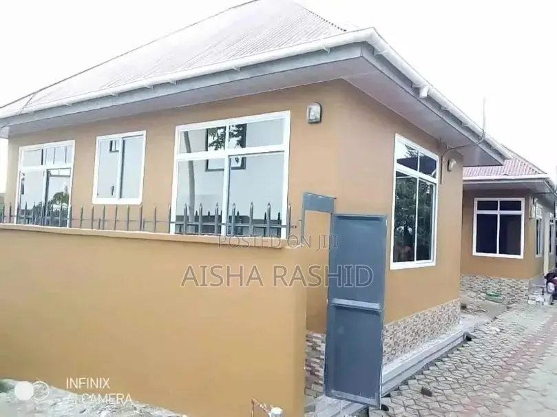 1bdrm Apartment in Kimara for rent