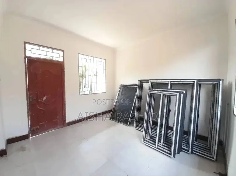 1bdrm Apartment in Kimara for rent