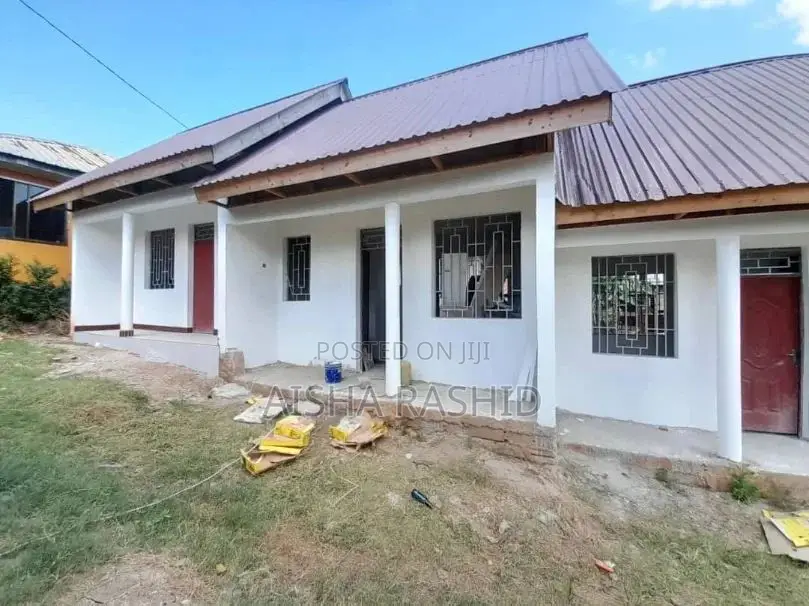 1bdrm Apartment in Kimara for rent