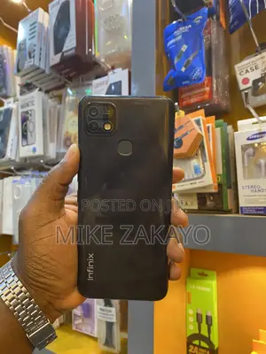 Infinix Hot 10i 32 GB Black