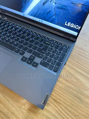 New Laptop Lenovo Legion 5 16GB AMD Ryzen 7 SSD 512GB