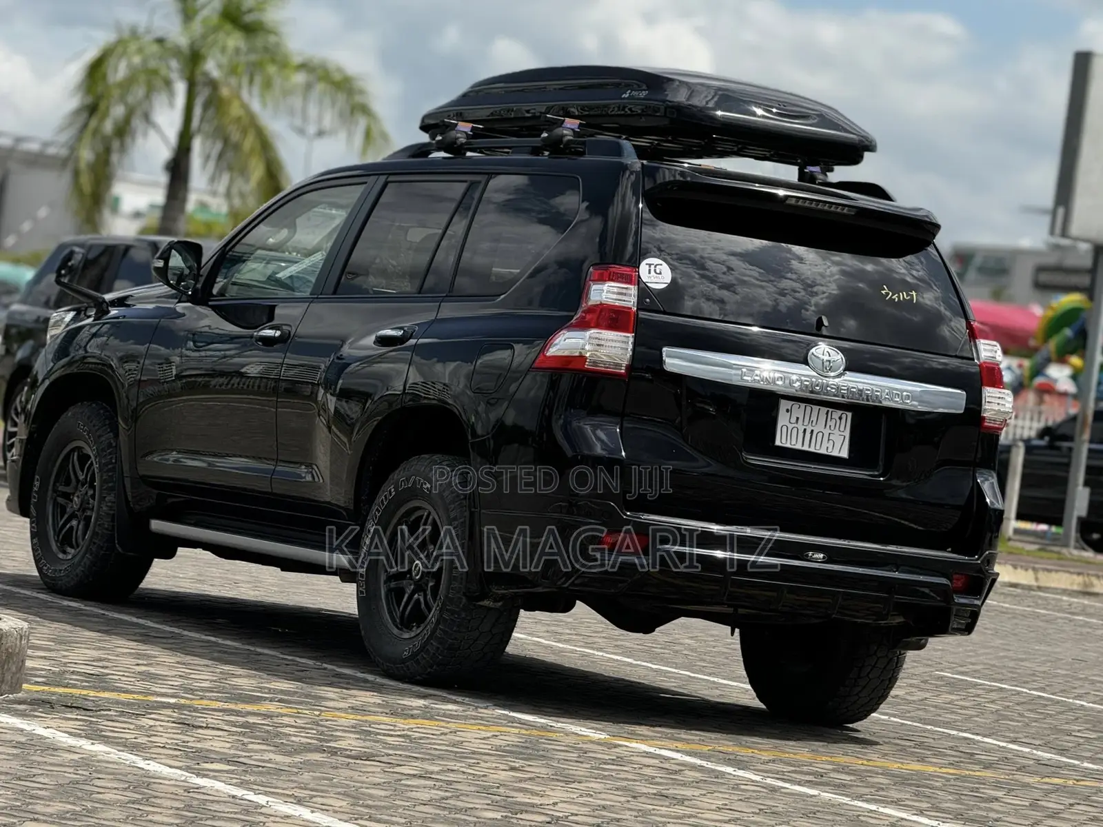 Toyota Land Cruiser Prado 2016 Black
