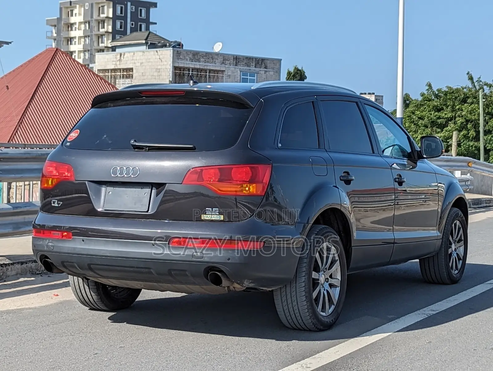 Audi Q7 2011 Black