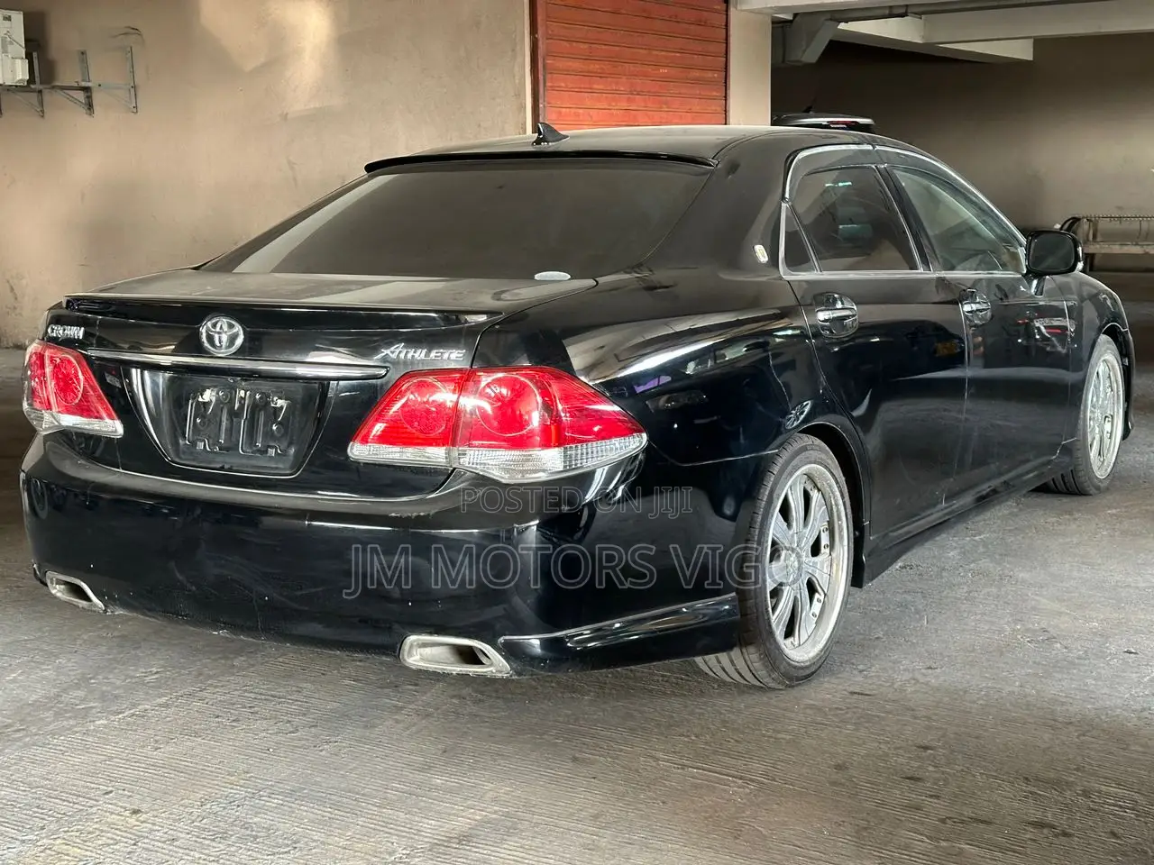 Toyota Crown 2011 Black