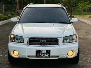 Subaru Forester 2004 White