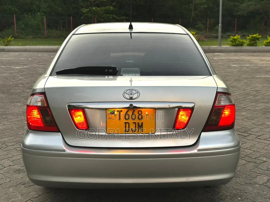 Toyota Premio 2004 Silver