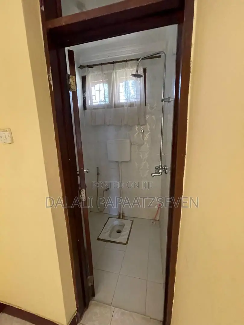 5bdrm House in Dalalipapaatzseven, Mbweni for sale