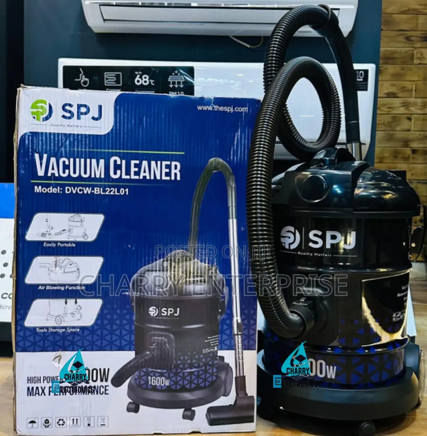 SPJ Vacuum Cleaner 2000W With Air Blowing Function