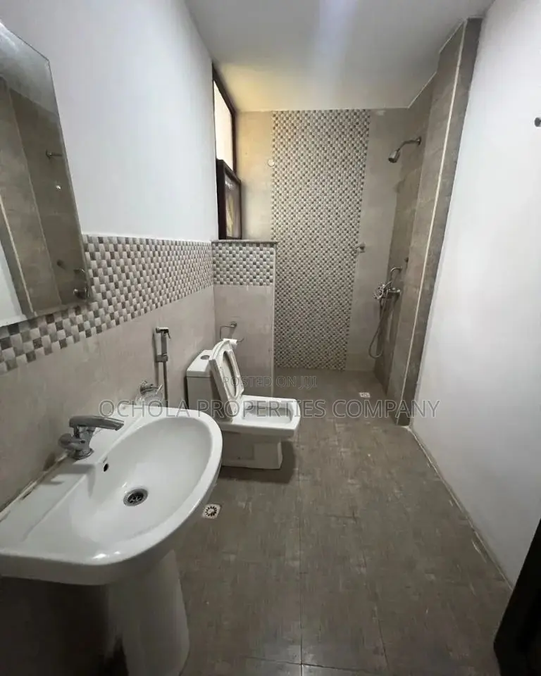 Furnished 5bdrm Villa in Masaki for rent