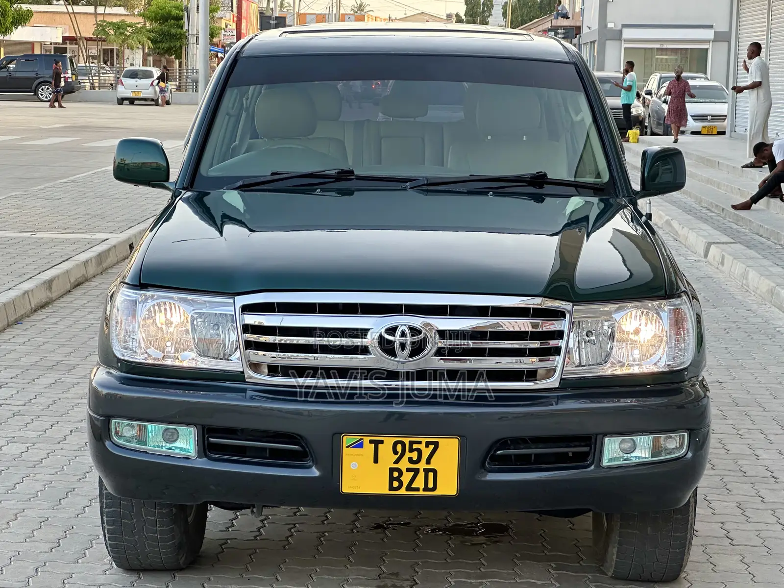 Toyota Land Cruiser 2000 Green