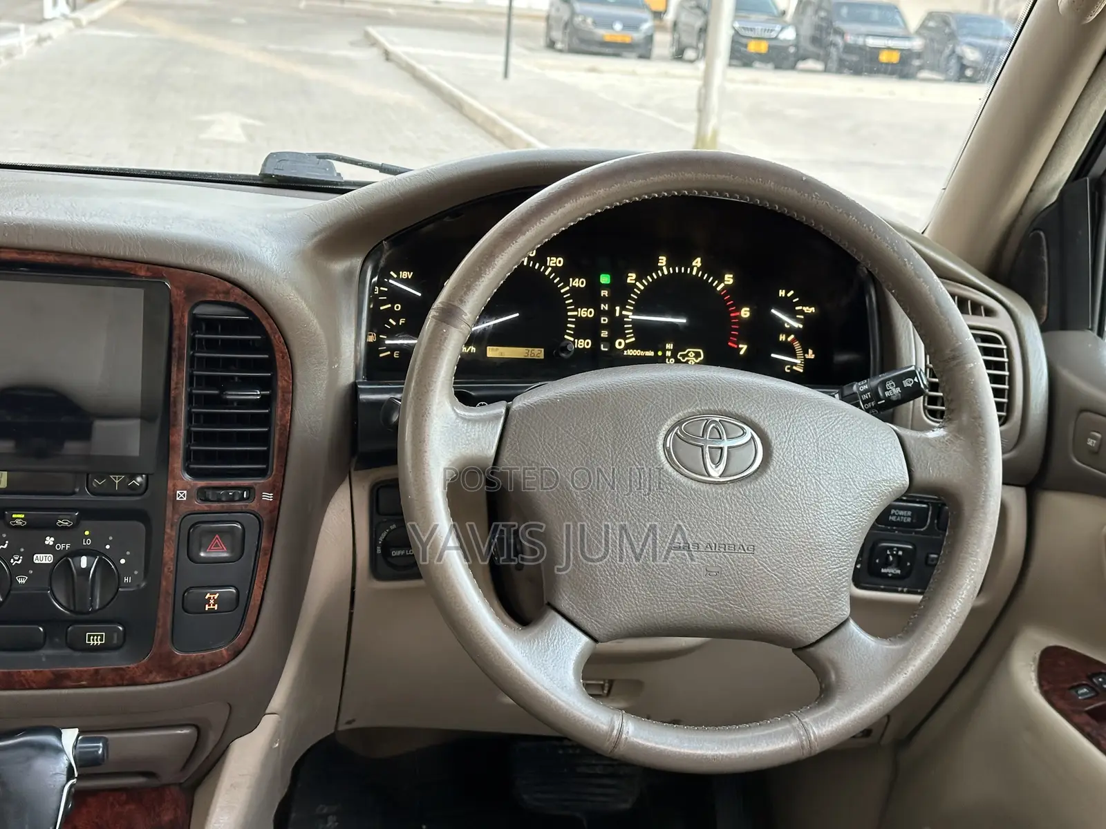 Toyota Land Cruiser 2000 Green