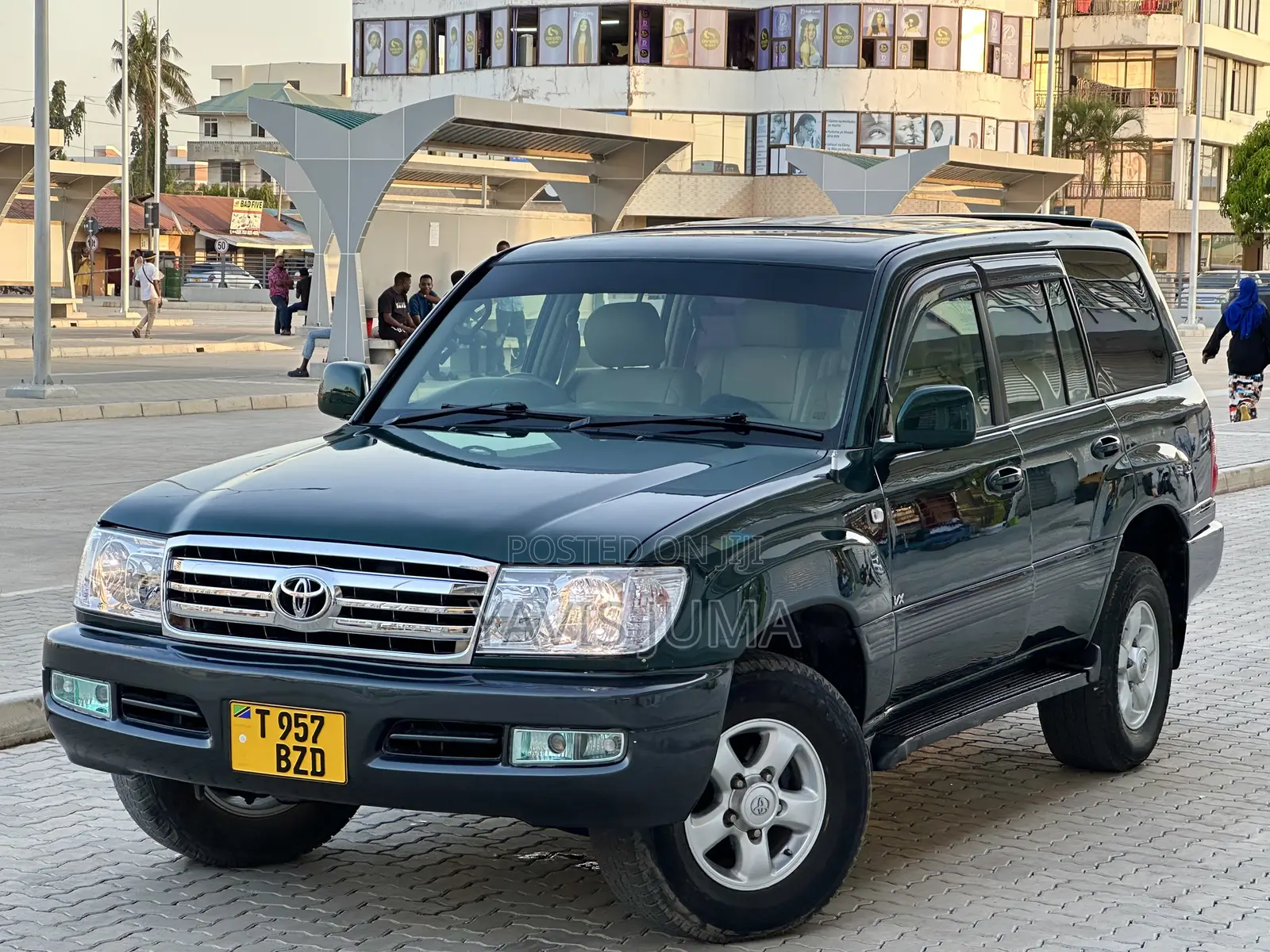 Toyota Land Cruiser 2000 Green