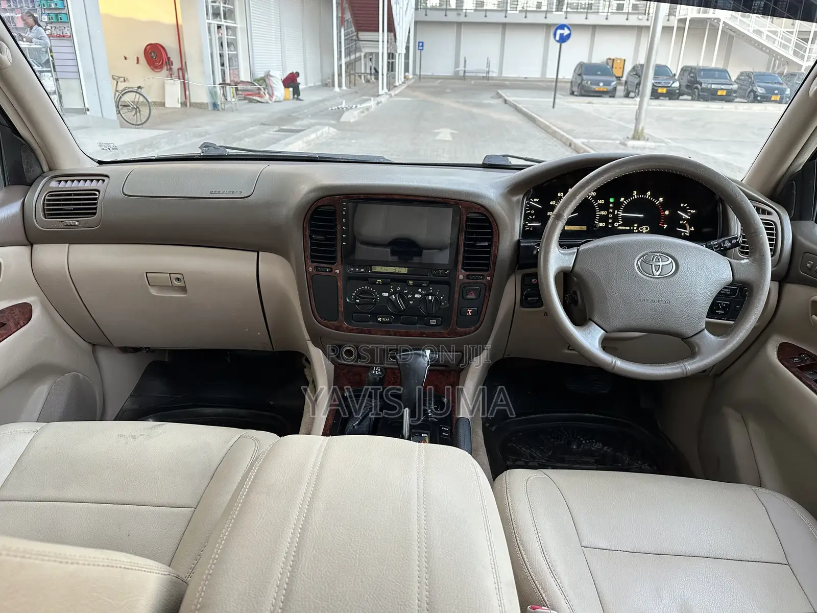 Toyota Land Cruiser 2000 Green