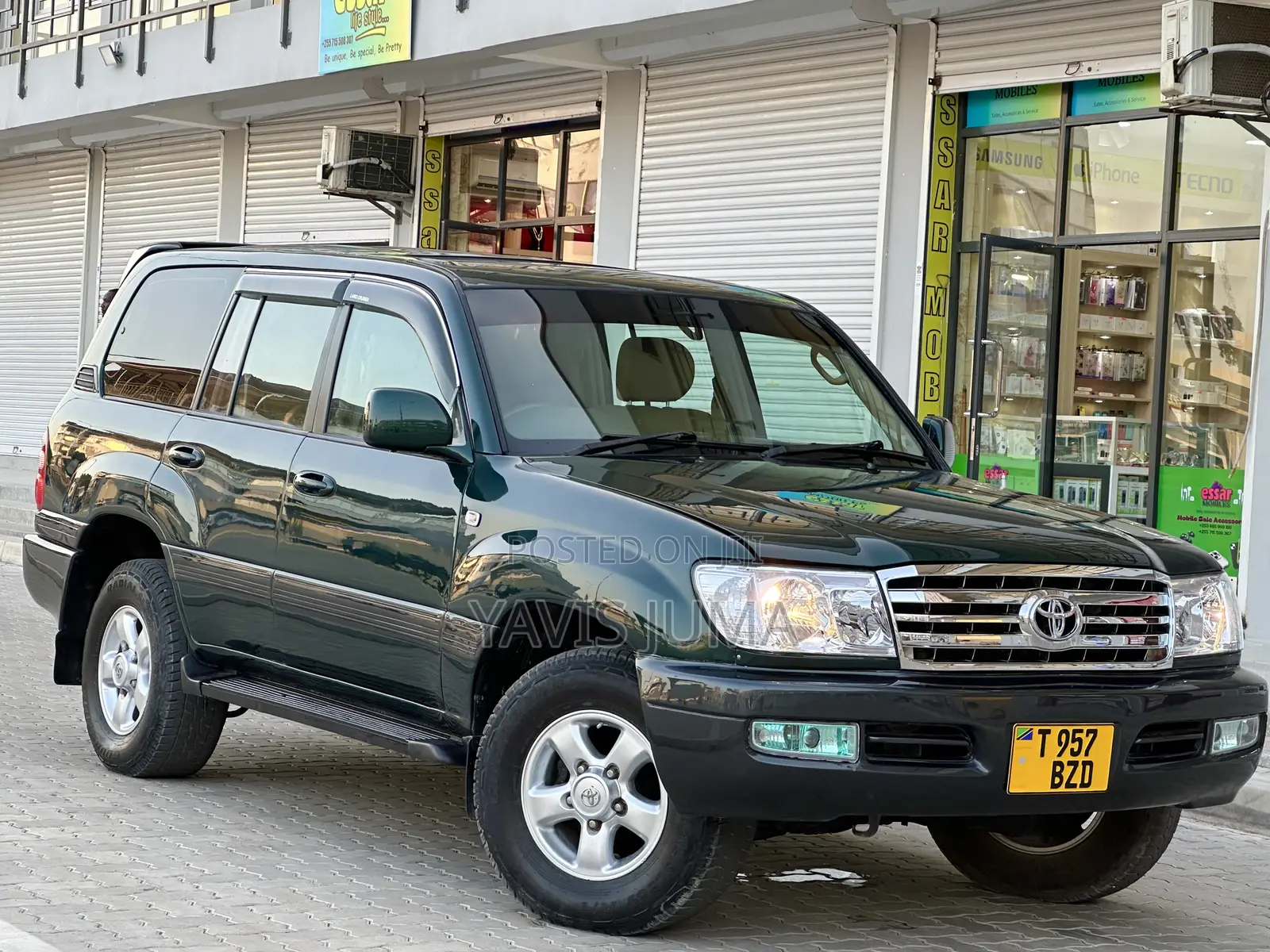 Toyota Land Cruiser 2000 Green