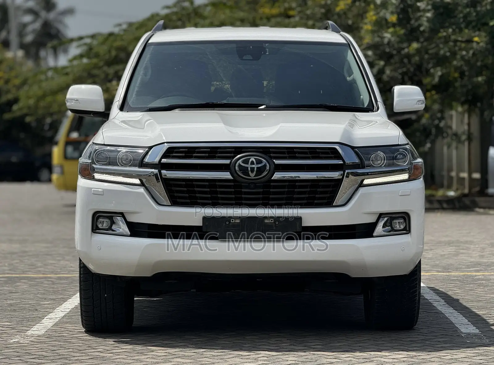 Toyota Land Cruiser 2020 White