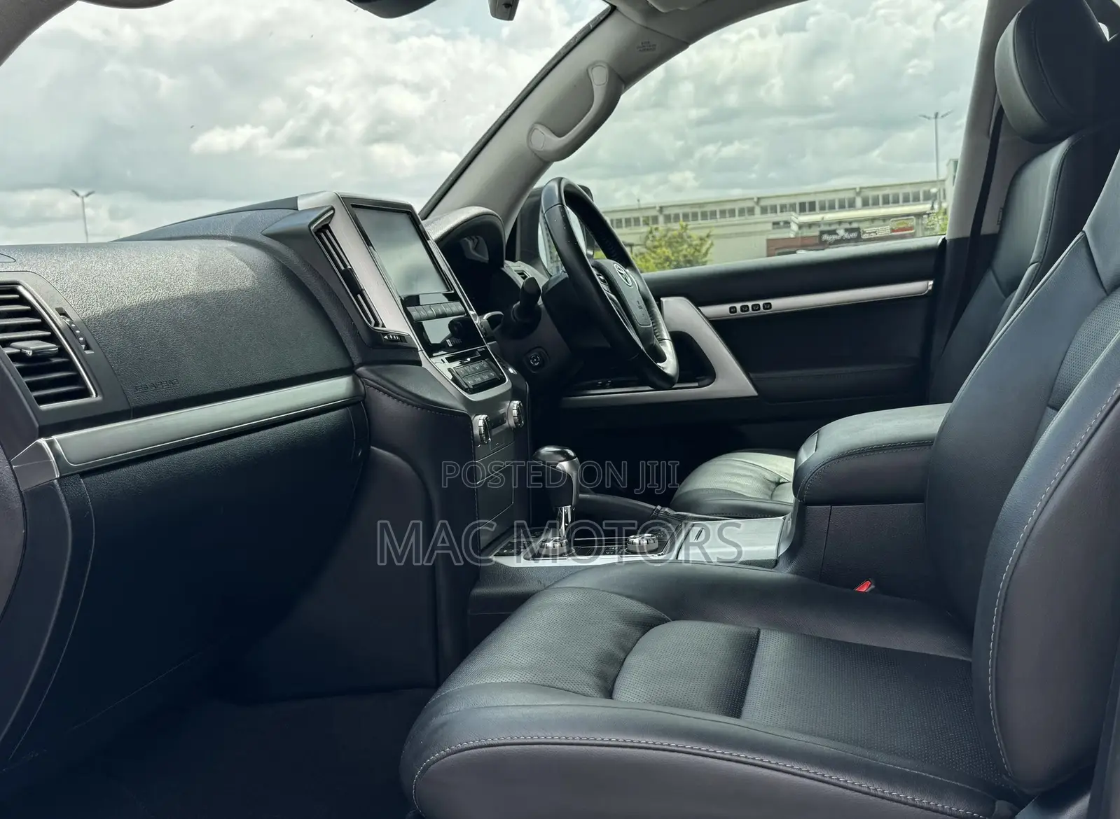 Toyota Land Cruiser 2020 White