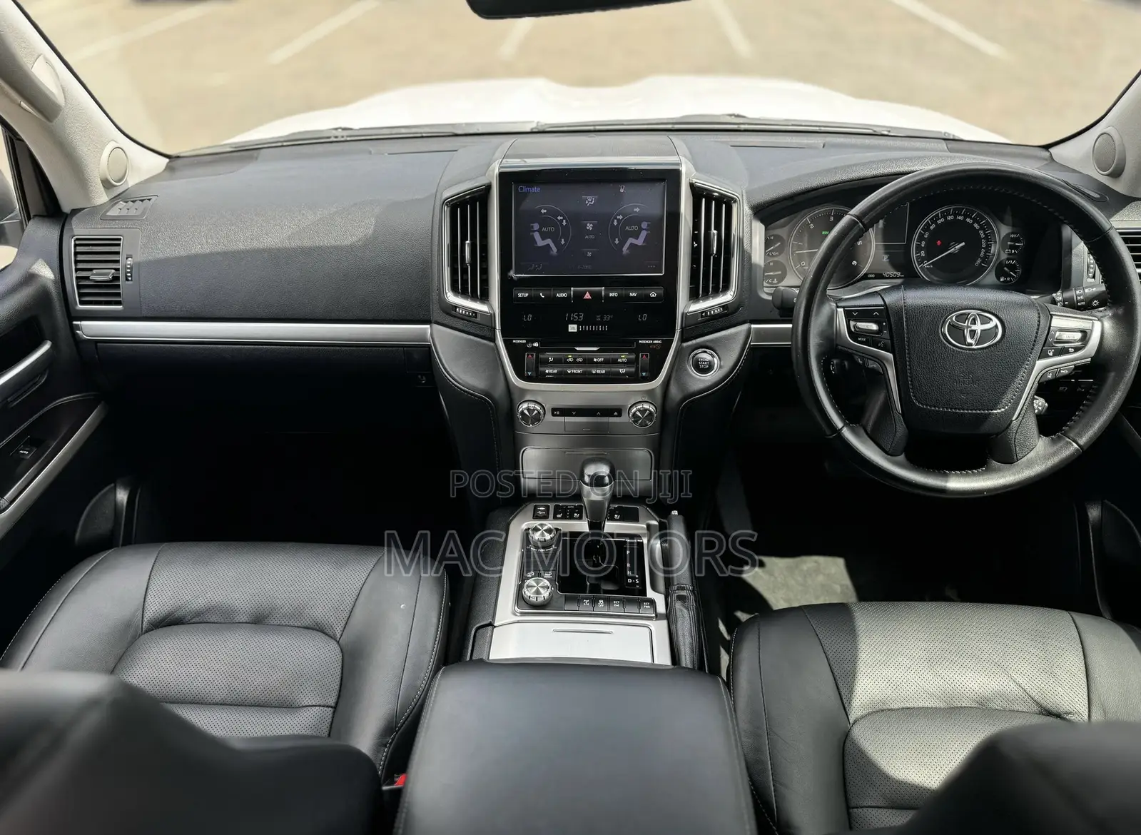 Toyota Land Cruiser 2020 White
