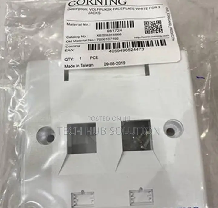 Dual Faceplate White EFP45W0200