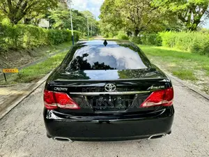 Toyota Crown 2009 Black