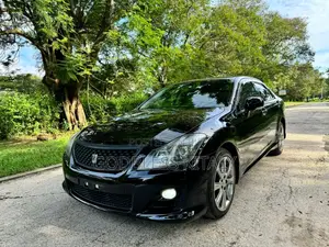 Toyota Crown 2009 Black