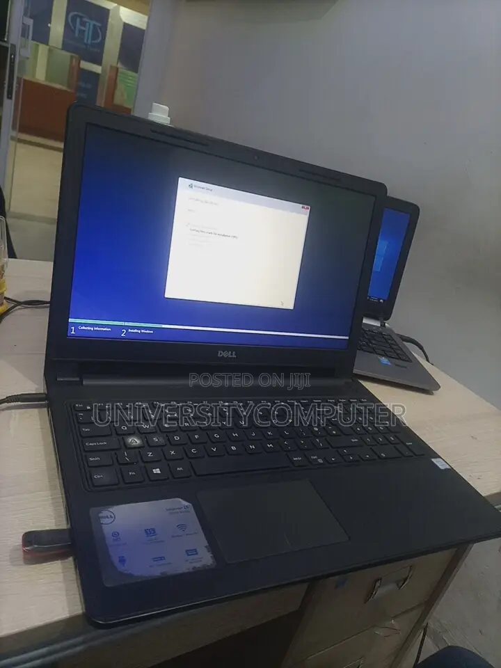 Laptop Dell Inspiron 15 4GB Intel Core I3 HDD 500GB