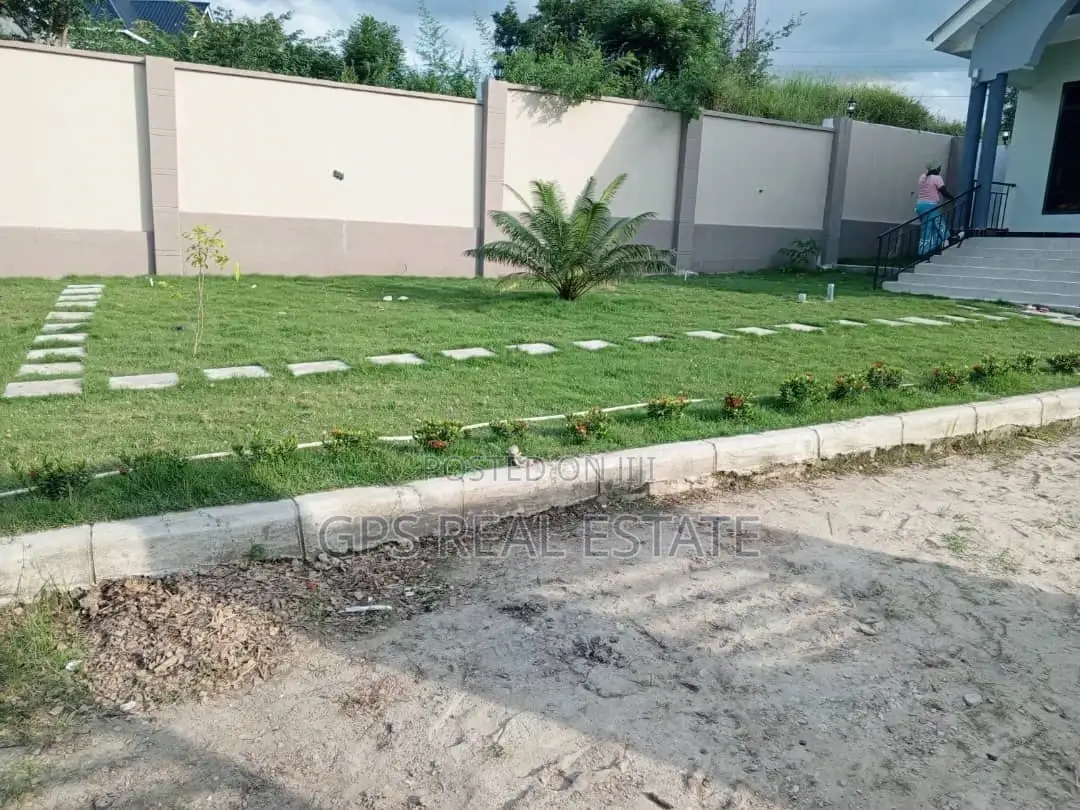 3bdrm House in Kibamba Shule, Kinondoni for sale